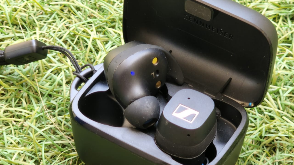 Sennheiser Sport True wireless case