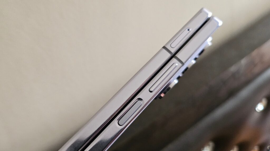 Samsung Galaxy Z fold 5 fingerprint