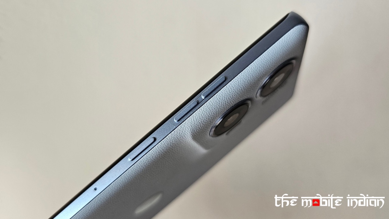 Edge 50 fusion buttons