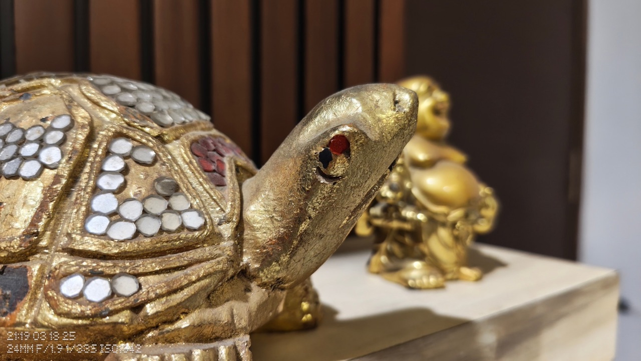 Nothing Phone (3a) Pro artificial lighting