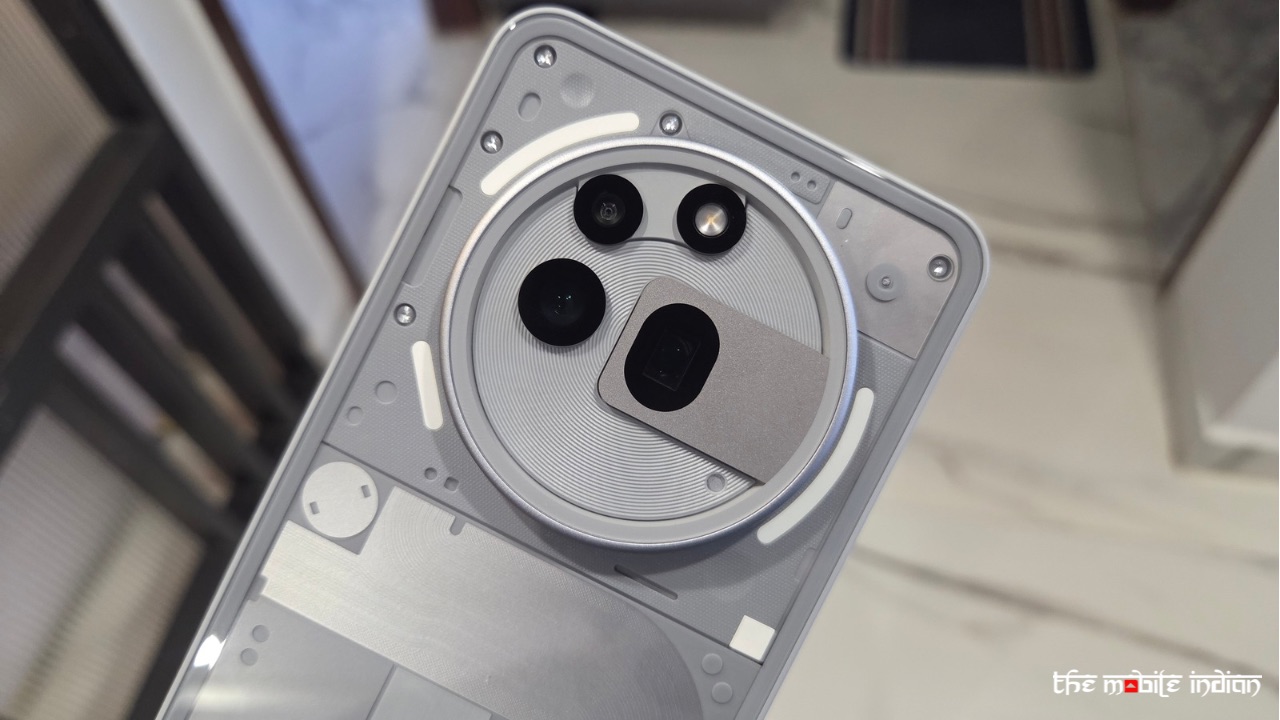 Nothing Phone (3a) Pro cameras