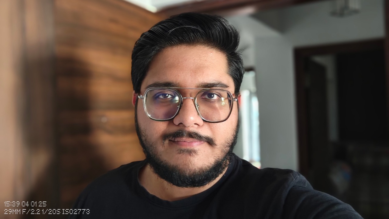 Nothing Phone (3a) Pro selfie