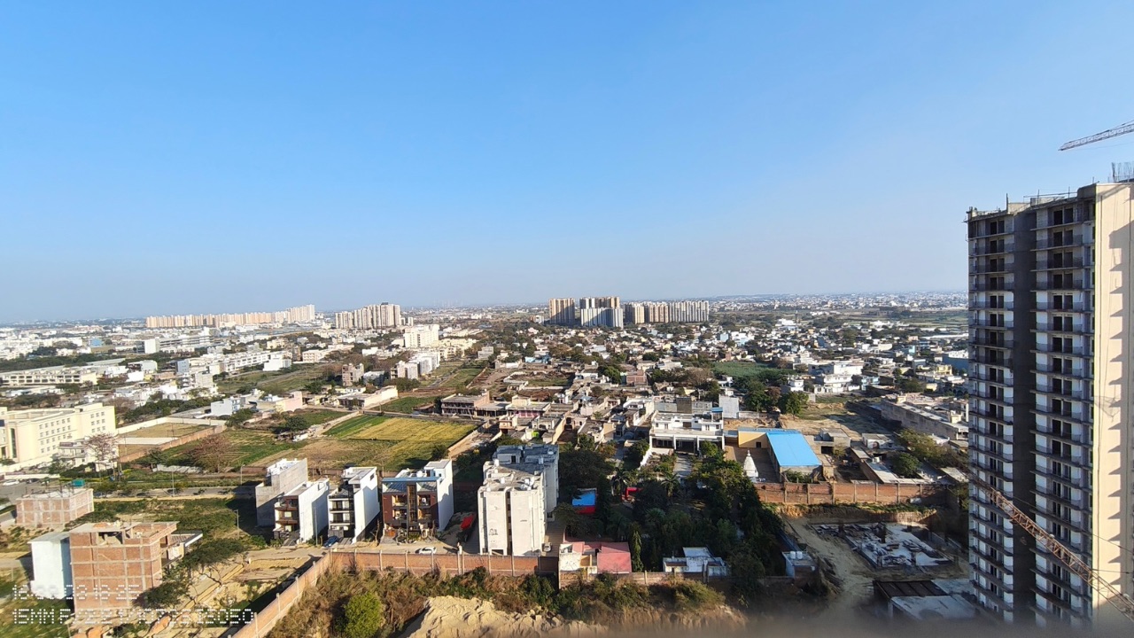 Nothing Phone (3a) Pro ultra-wide angle