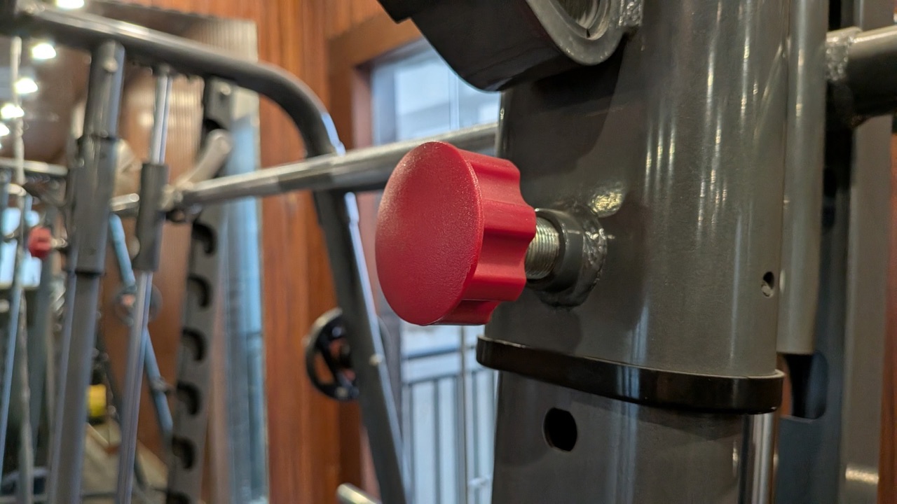 Pixel 9a artificial light