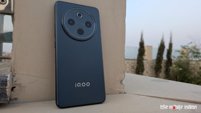 iQOO Z10 5G design