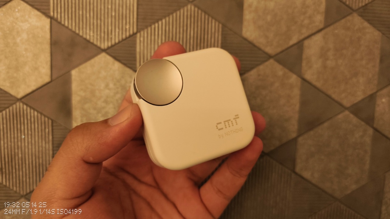 CMF Phone 2 Pro low light