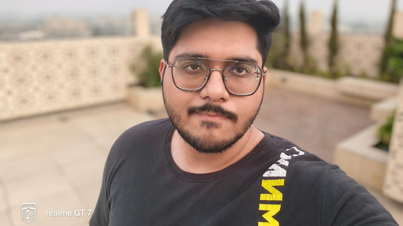 Realme Gt 7 selfie portrait
