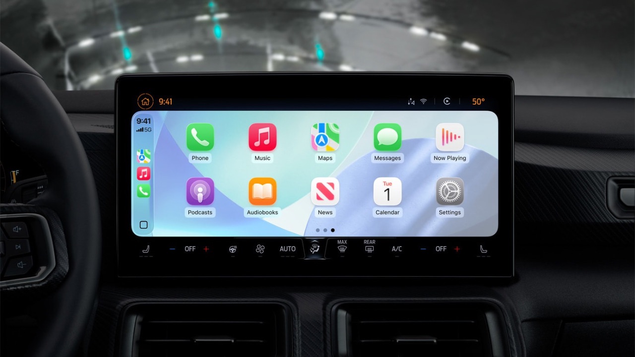 Apple CarPlay Redesign