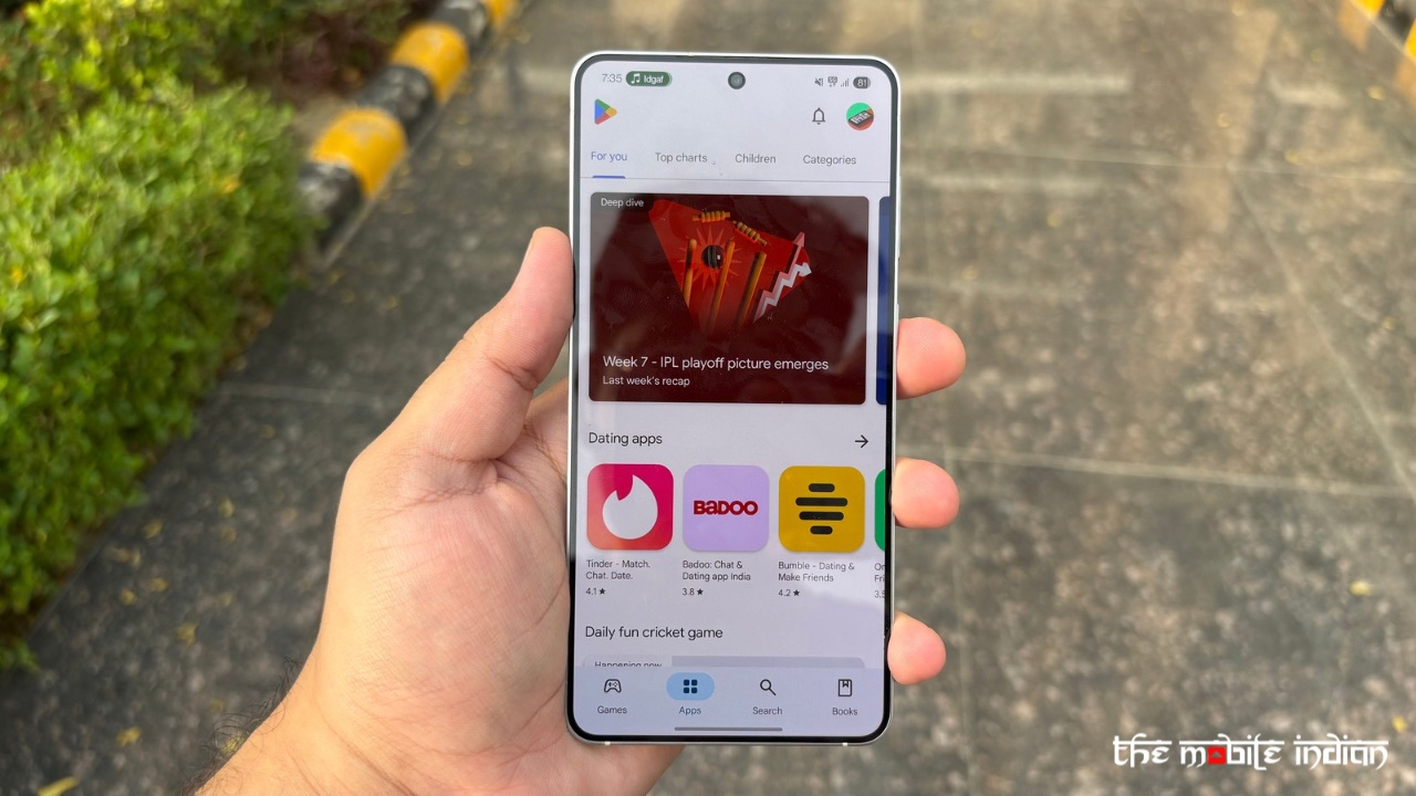 Samsung Galaxy S25 Edge display