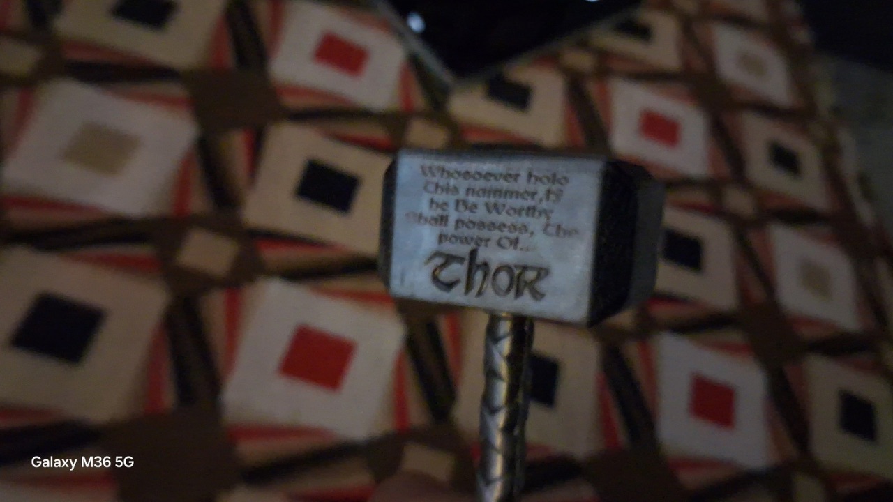 Galaxy M36 5G extreme low light