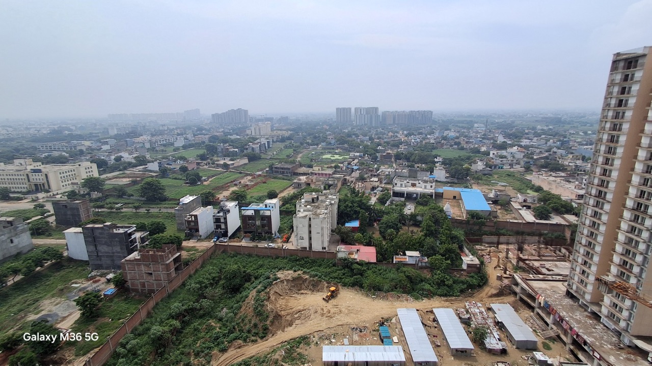 Galaxy M36 5G ultra-wide