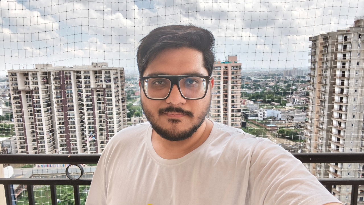 Oppo Reno 14 5G selfie