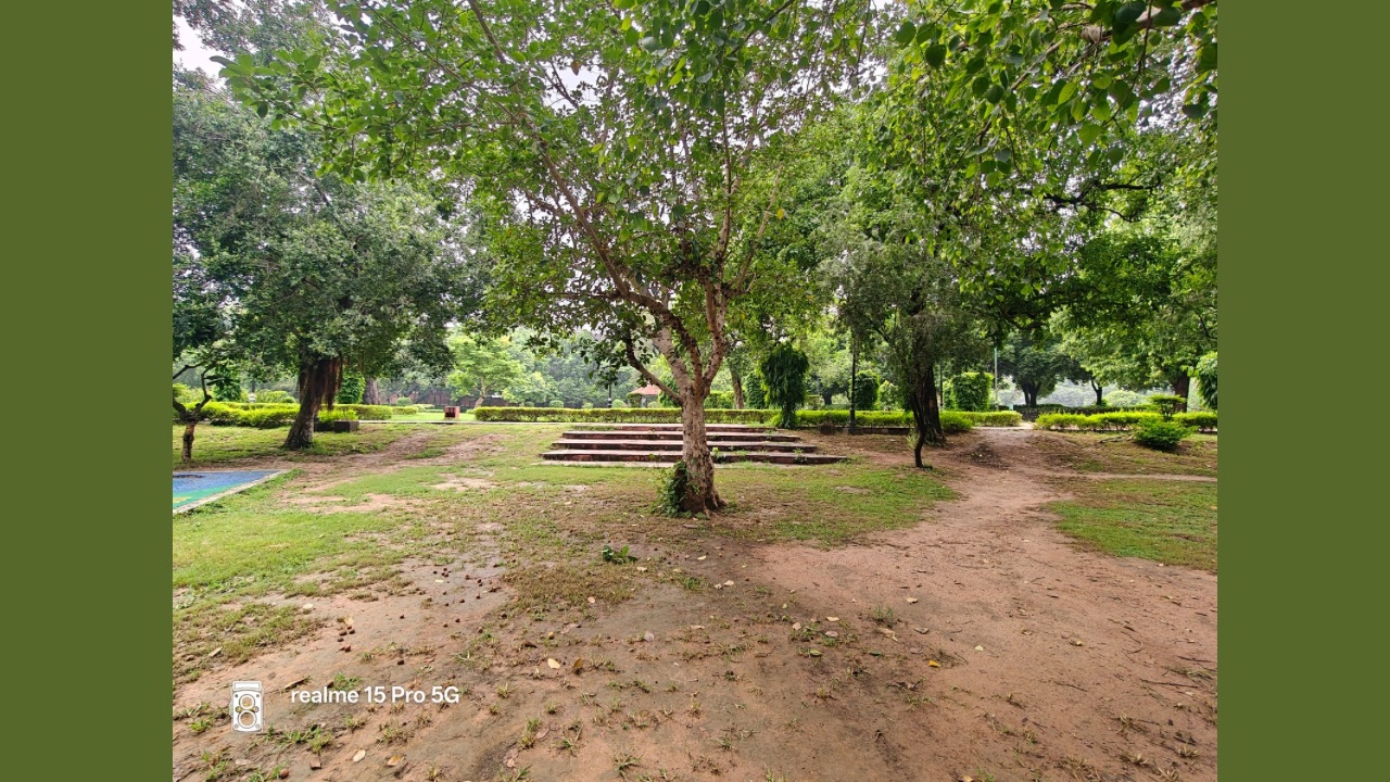 Realme 15 Pro 5G ultrawide