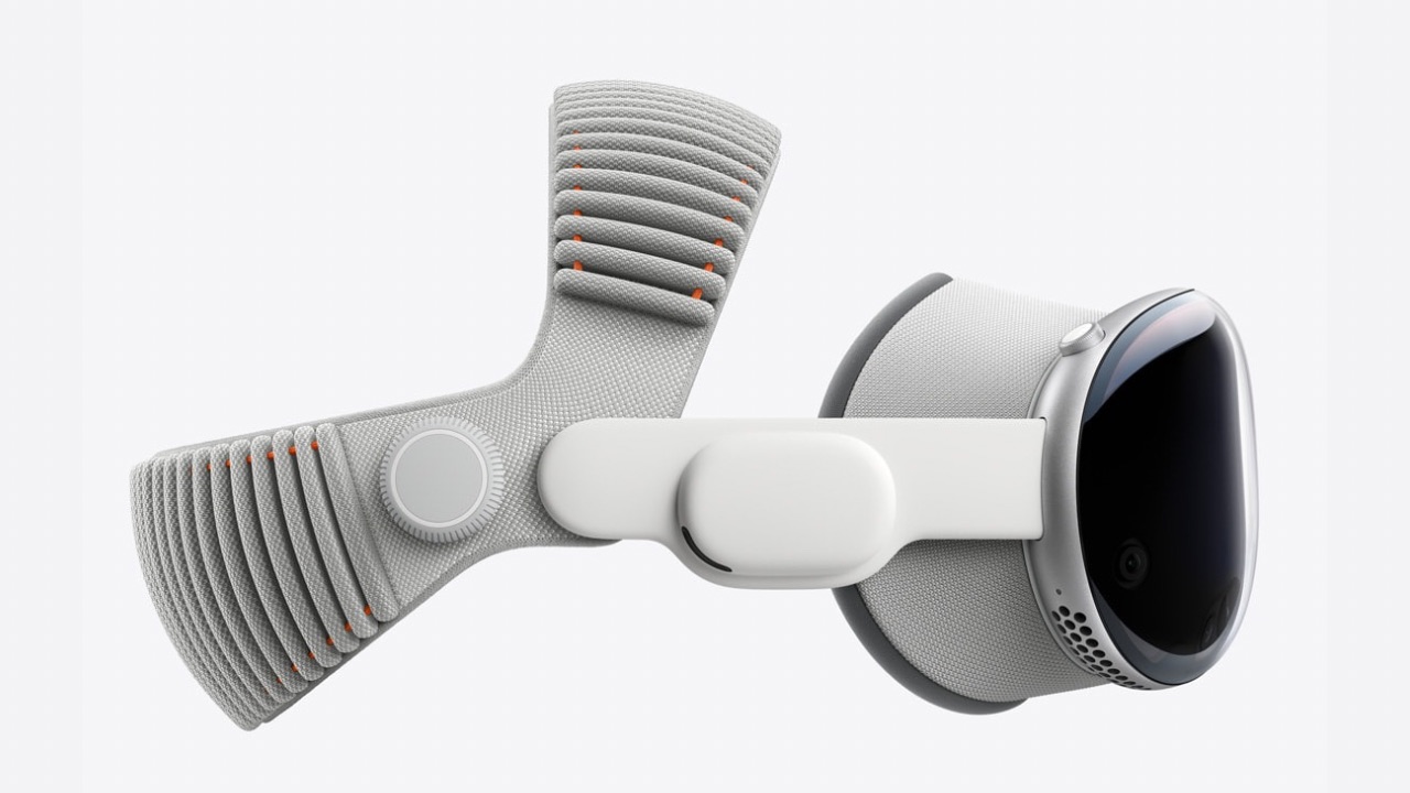 M5 Vision Pro with Dual Knit Band