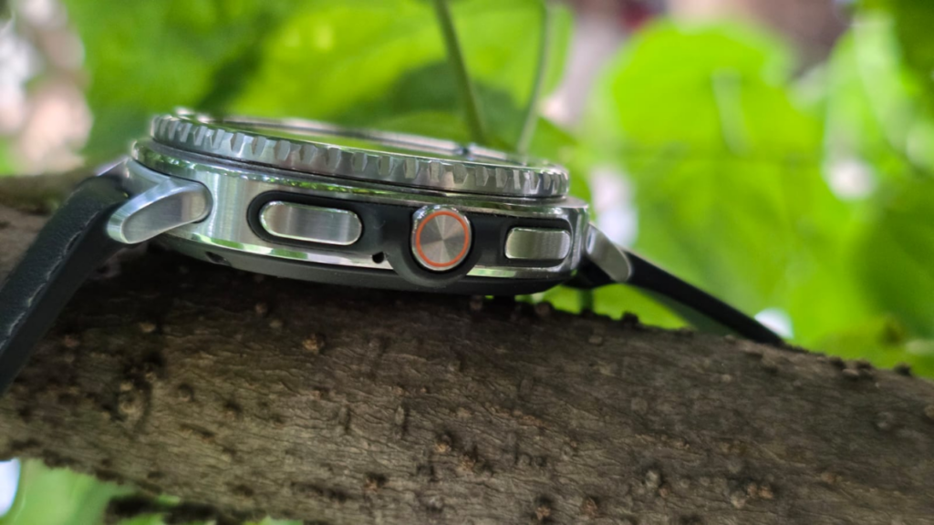 Watch 8 Classic buttons